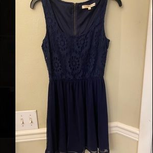 Short navy blue dress